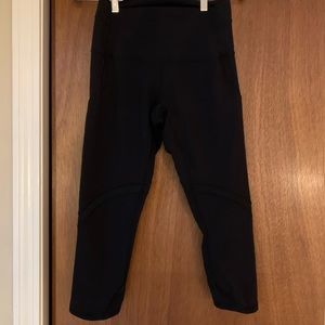Lululemon Black Workout Capris